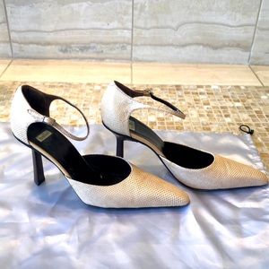 Ballin size 8B Creme Italian leather closed toe pumps